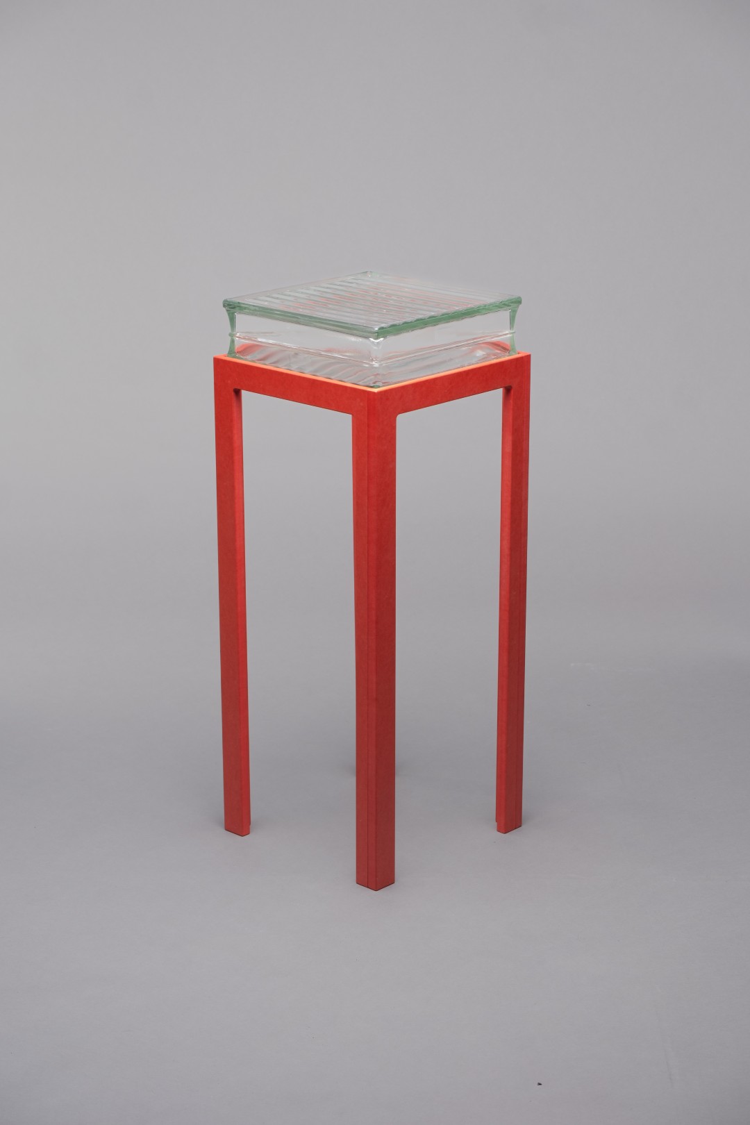 DEFA RED Large by Tomà